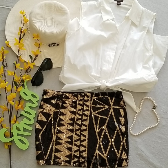 Crystal K Sequin Mini Skirt - Picture 3 of 10